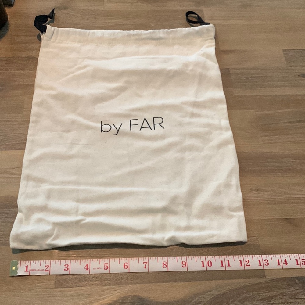 By far dust bag
